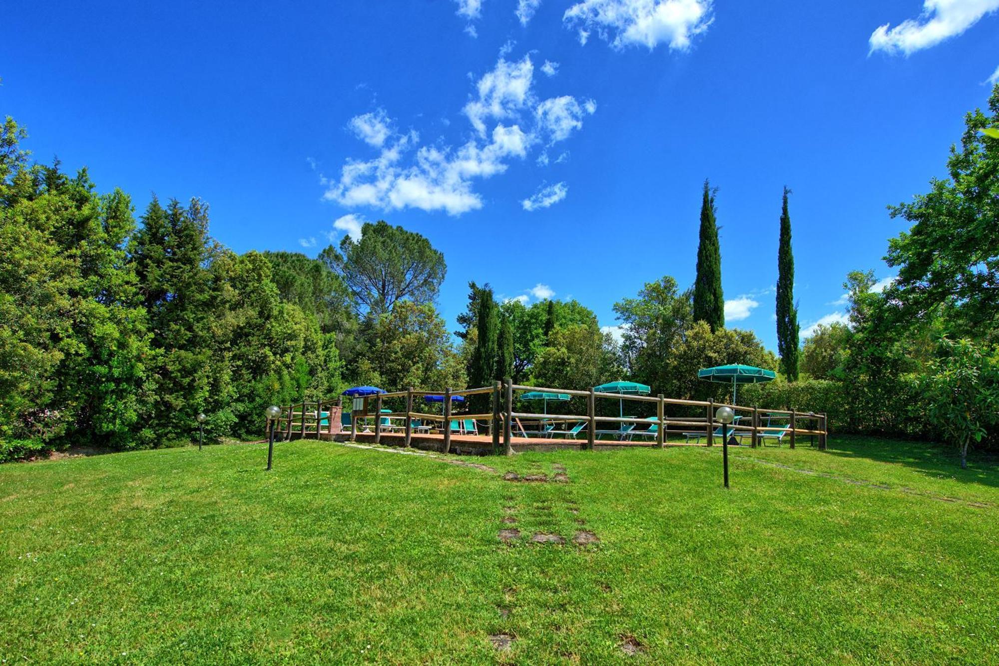 Villa Picchio By Posarellivillas Volterra Exterior photo