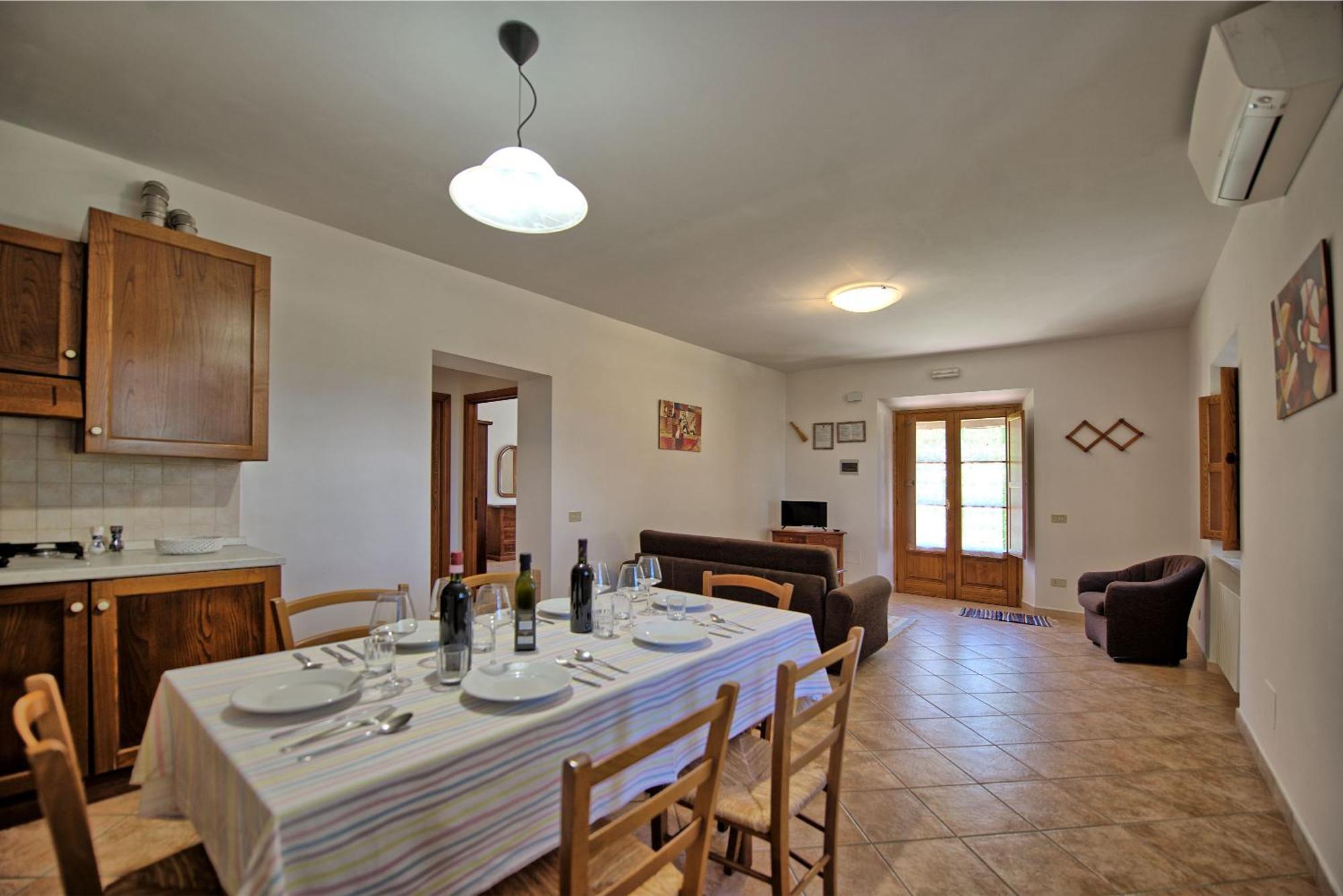 Villa Picchio By Posarellivillas Volterra Exterior photo